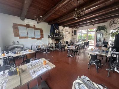 Appartement - 250 m² - 5 pièces