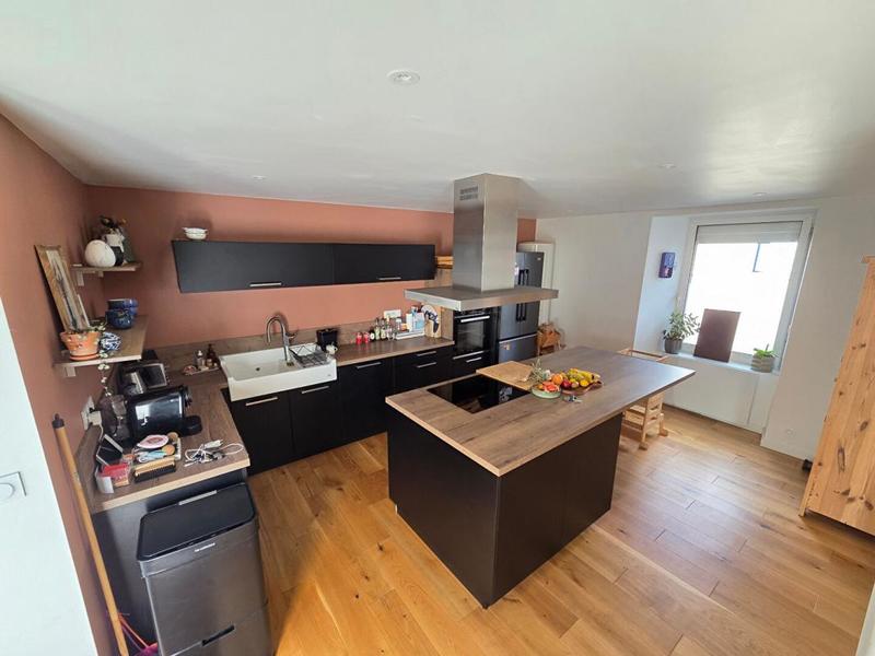 Maison en pierre - 148 m² - 6 pièces