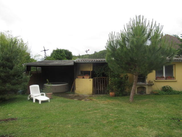 Maison - 140 m² - 7 pièces