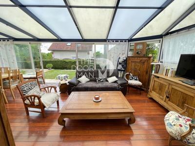 Maison - 139 m² - 5 pièces