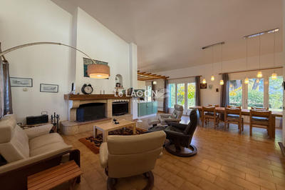 Maison - 156 m² - 4 pièces