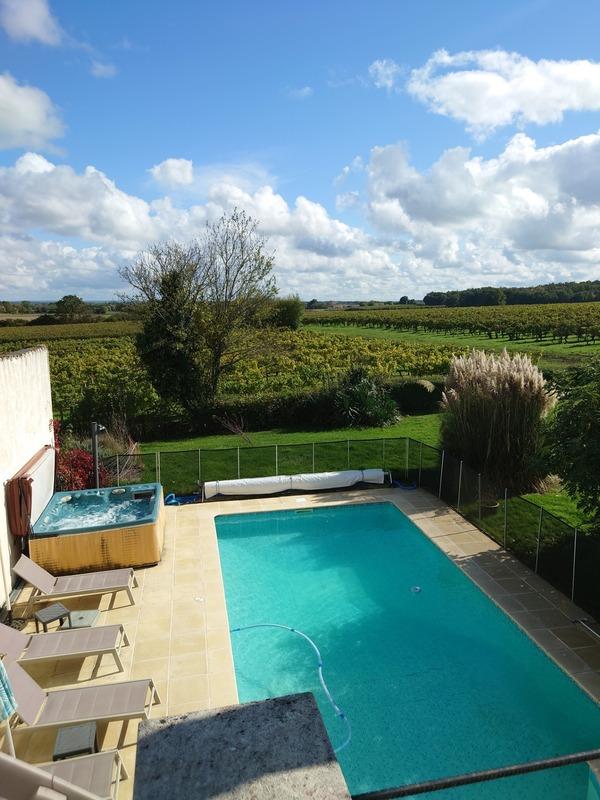 Maison en pierre - 280 m² - 11 pièces