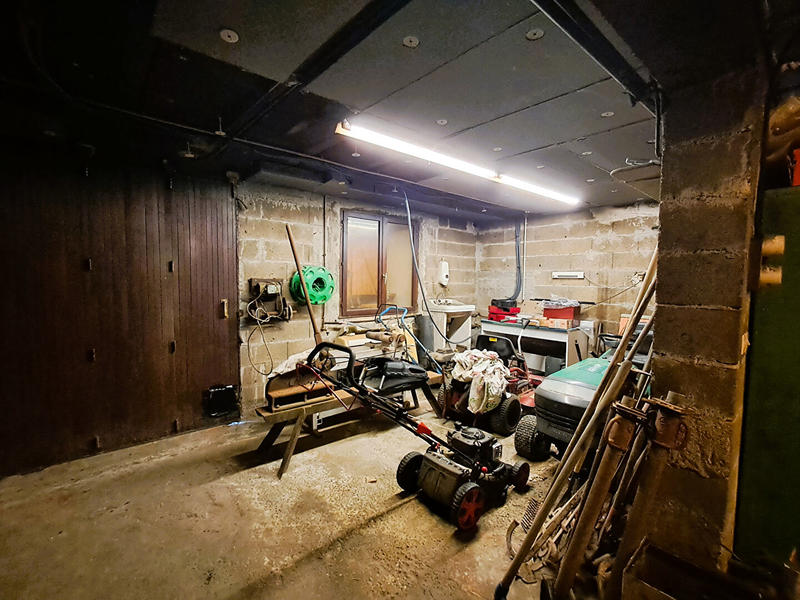 Maison - 93 m² - 5 pièces