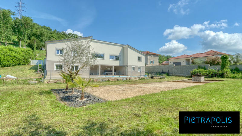 Maison contemporaine - 182 m² - 6 pièces