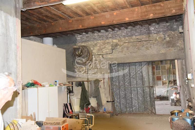 Maison - 162 m² - 9 pièces