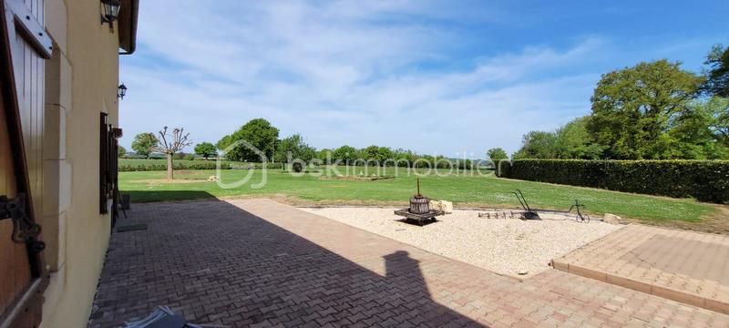 Corps de ferme - 322 m² - 9 pièces