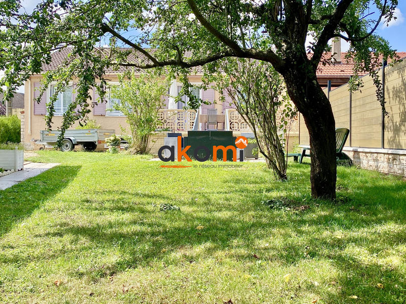 Maison - 95 m² - 5 pièces