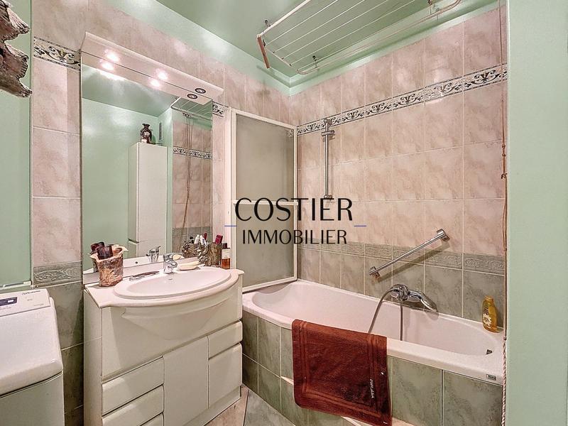 Appartement - 94 m² - 4 pièces