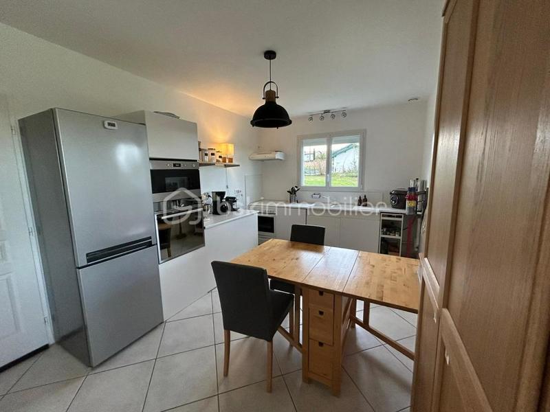 Maison - 98 m² - 4 pièces