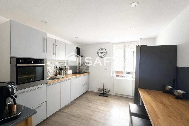 Local commercial - 294 m² - 8 pièces