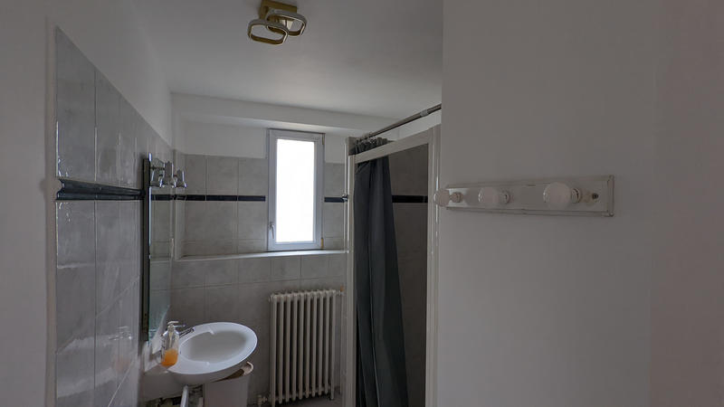 Maison - 94 m² - 5 pièces