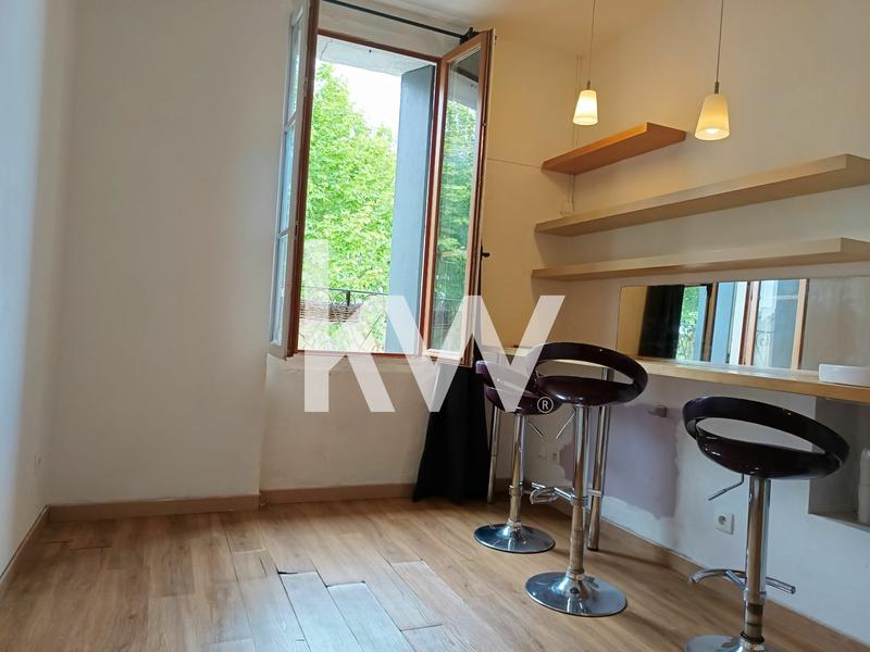 Maison - 196 m² - 8 pièces