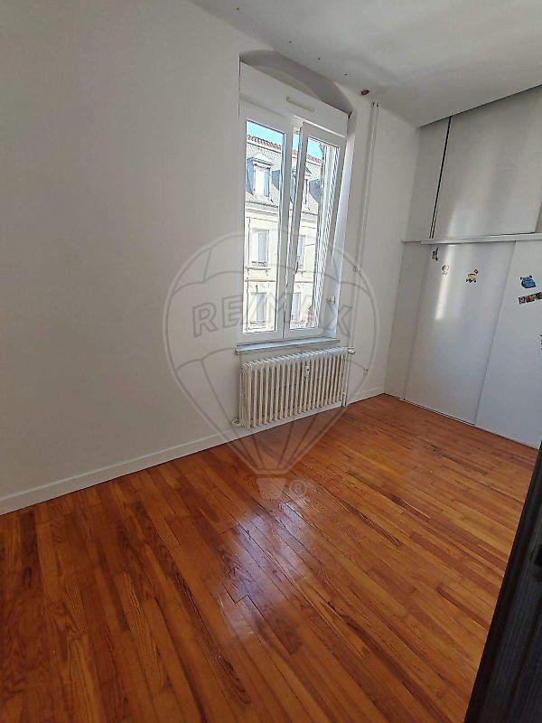Appartement - 107 m² - 5 pièces