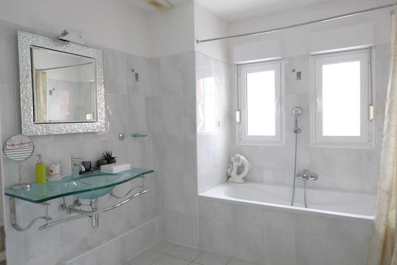 Appartement - 102 m² - 5 pièces