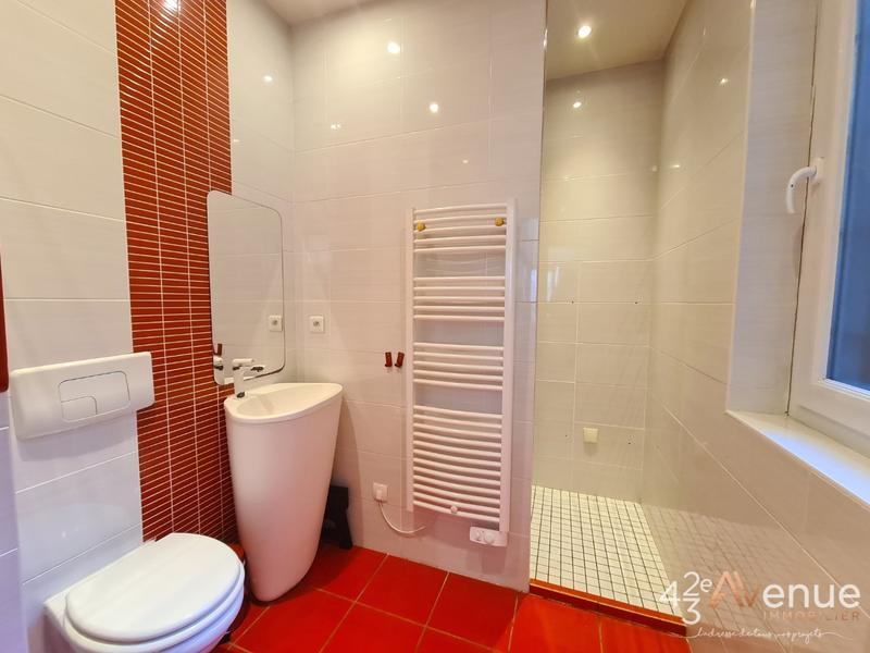 Appartement - 77 m² - 3 pièces