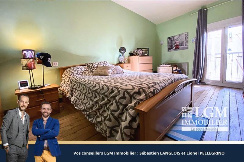 Maison - 240 m² - 7 pièces