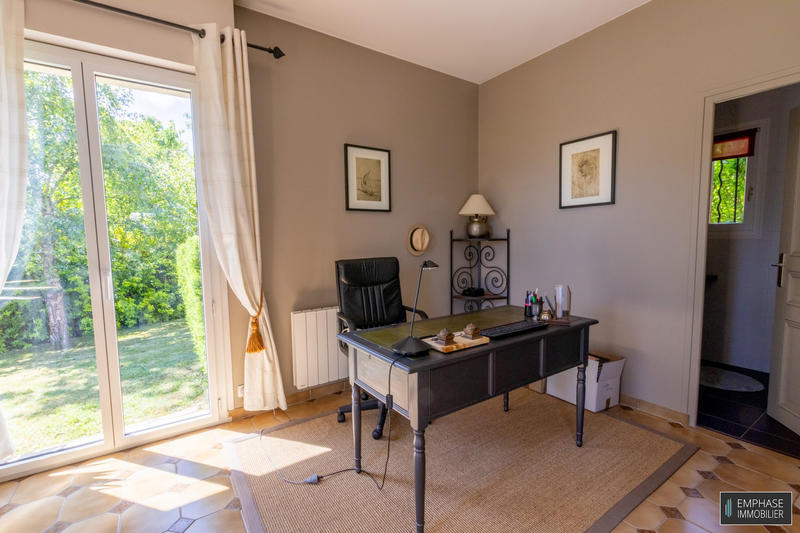 Maison contemporaine - 204 m² - 7 pièces