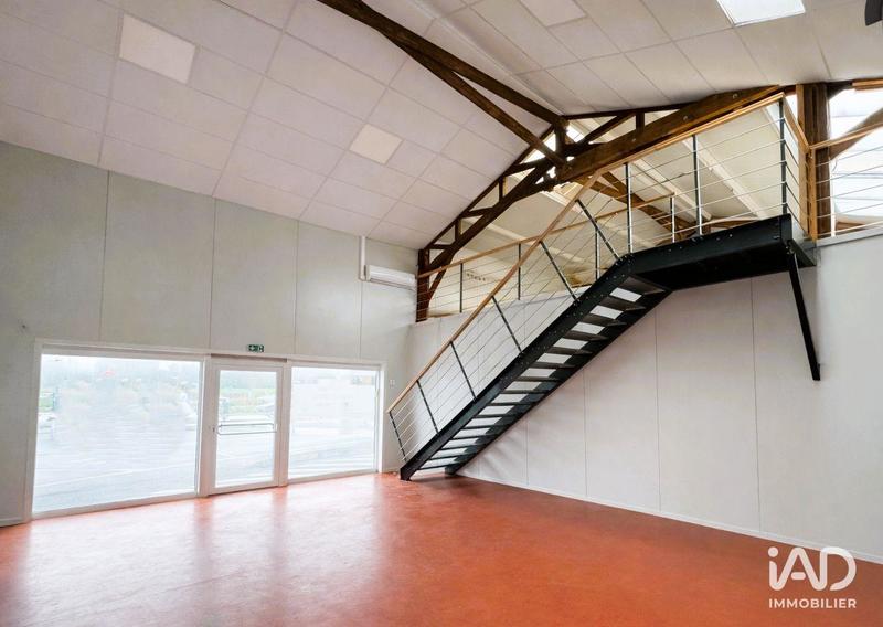 Local commercial - 140 m² - 2 pièces