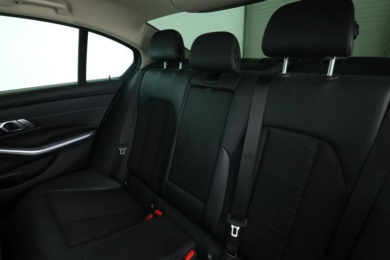 Bmw Série 3 318dA Edition Sport 150 ch