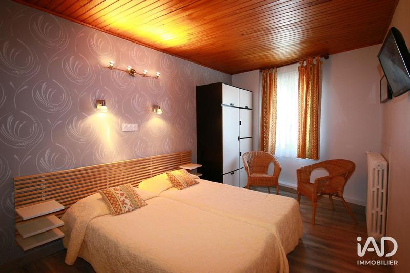 Local commercial - 1 500 m²