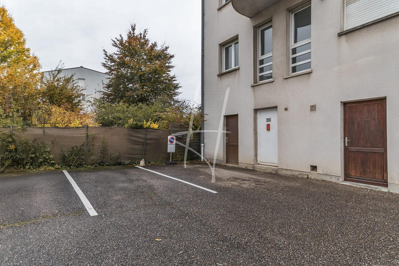 Local d'activités - 108 m²