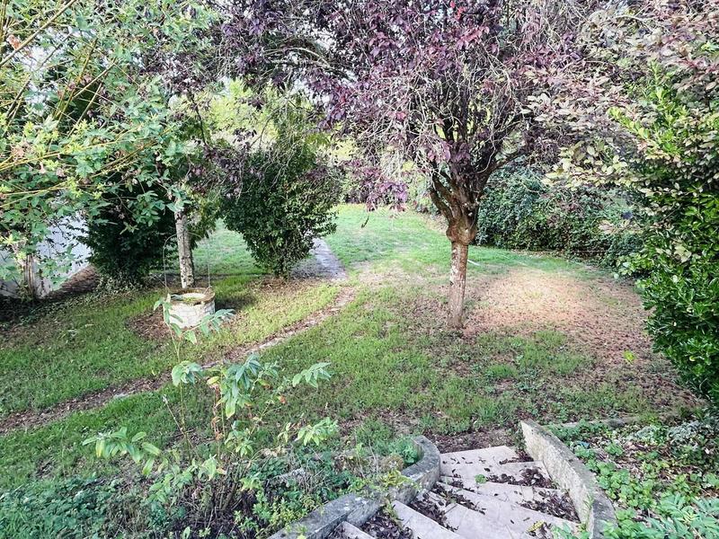 Maison traditionnelle - 94 m² - 5 pièces