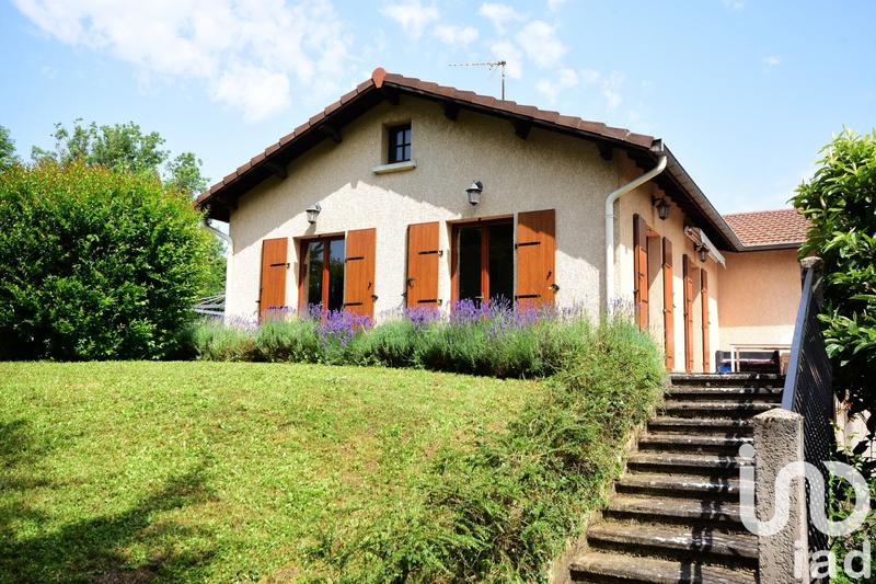 Maison - 187 m² - 9 pièces