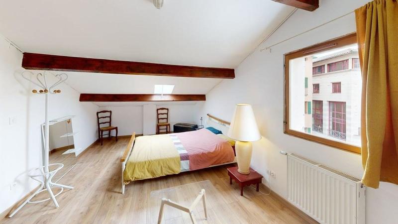 Appartement - 106 m² - 5 pièces