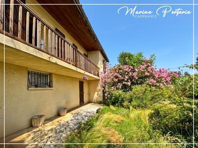 Maison - 98 m² - 4 pièces