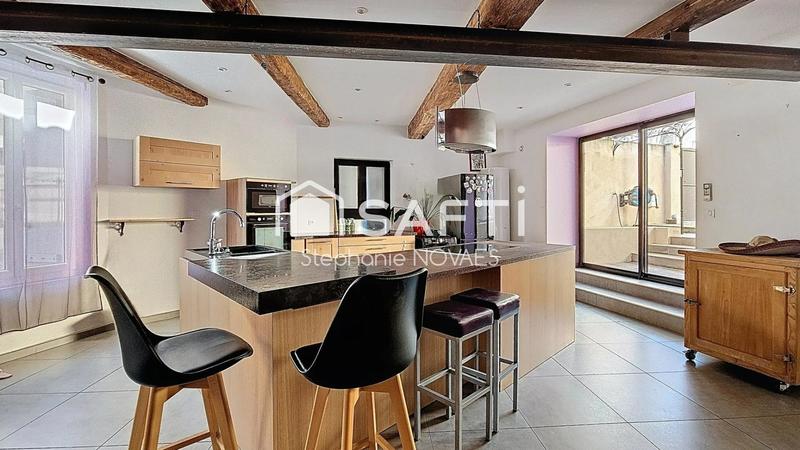 Maison - 150 m² - 5 pièces