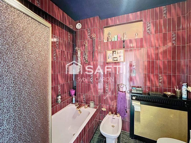 Appartement - 127 m² - 6 pièces