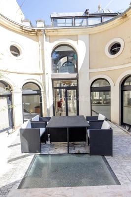 Hôtel particulier - 600 m² - 14 pièces