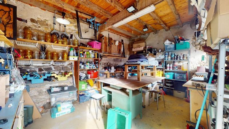 Maison - 240 m² - 5 pièces