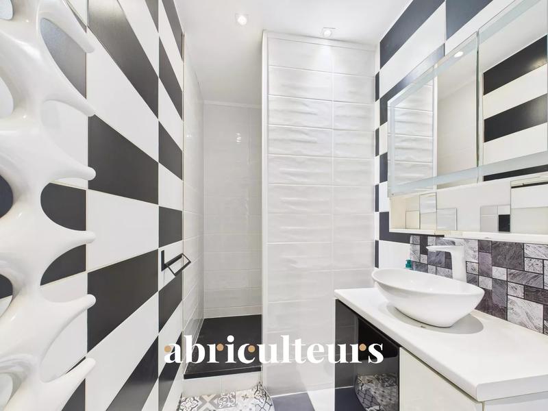 Appartement - 162 m² - 6 pièces