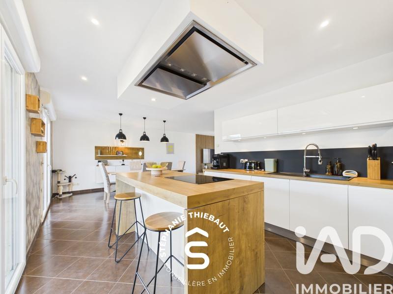 Maison - 112 m² - 5 pièces