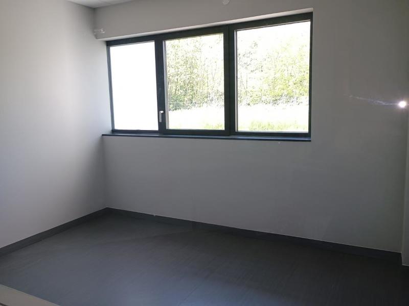 Bureau - 131 m² - 7 pièces