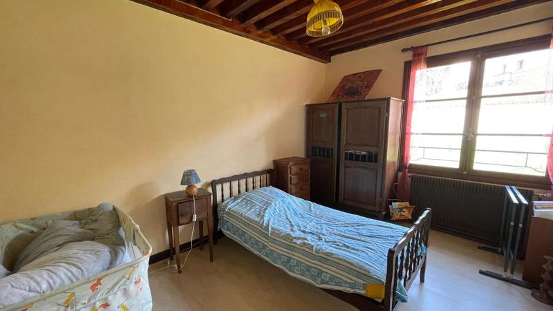 Demeure - 251 m² - 13 pièces