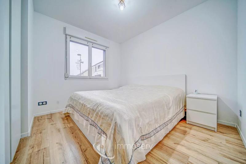 Maison - 106 m² - 6 pièces