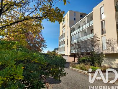 Appartement - 87 m² - 5 pièces