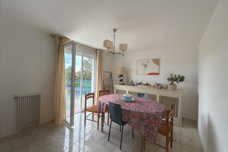 Appartement - 127 m² - 6 pièces