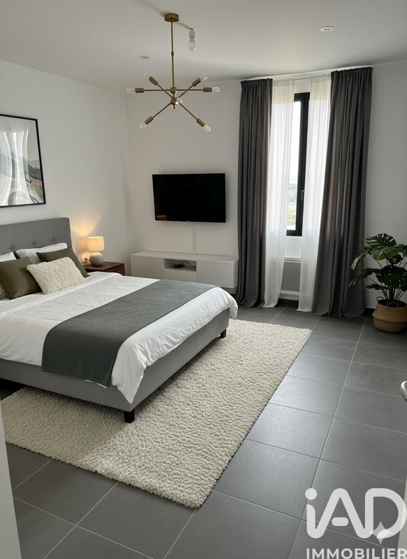 Maison - 142 m² - 5 pièces