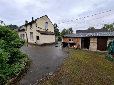 Maison - 90 m² - 4 pièces