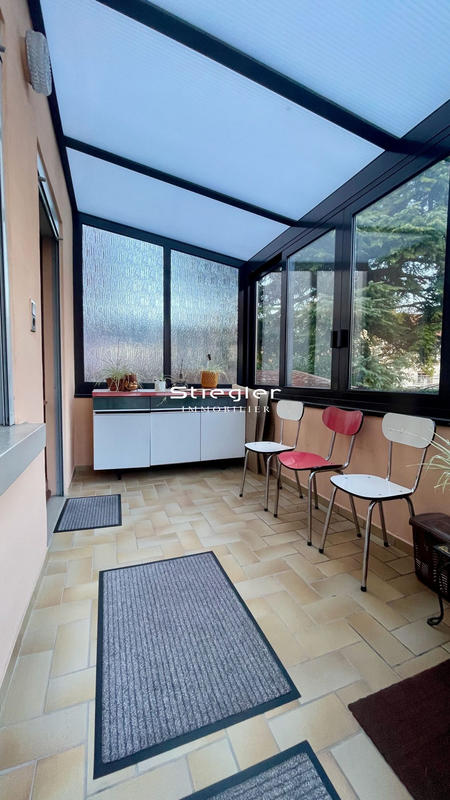 Maison - 98 m² - 4 pièces