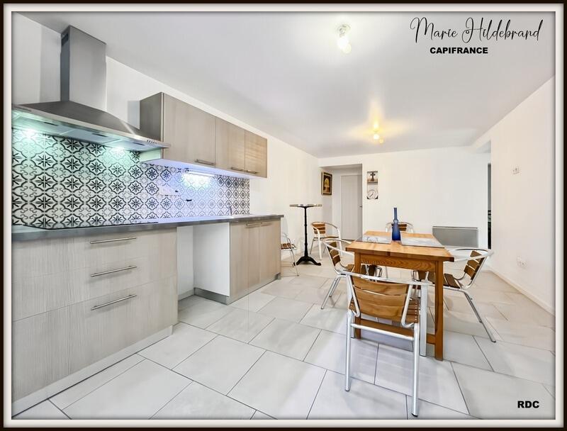 Immeuble - 98 m² - 5 pièces