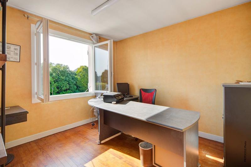 Maison - 217 m² - 7 pièces