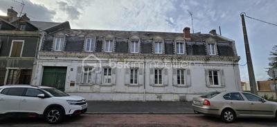 Maison - 285 m² - 9 pièces