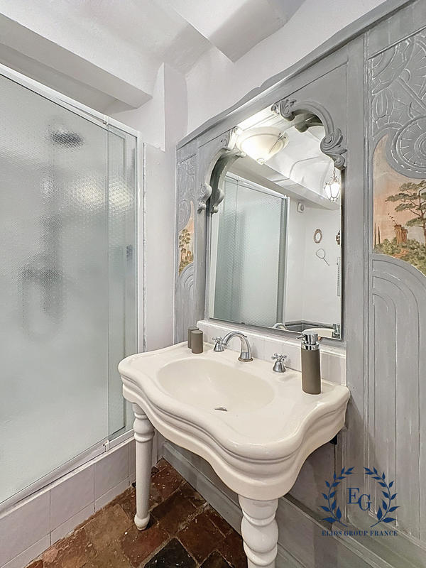 Bastide - 275 m² - 10 pièces