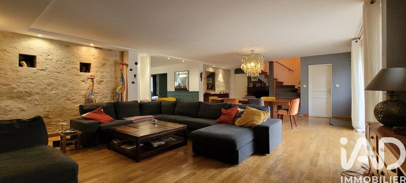 Maison - 265 m² - 6 pièces