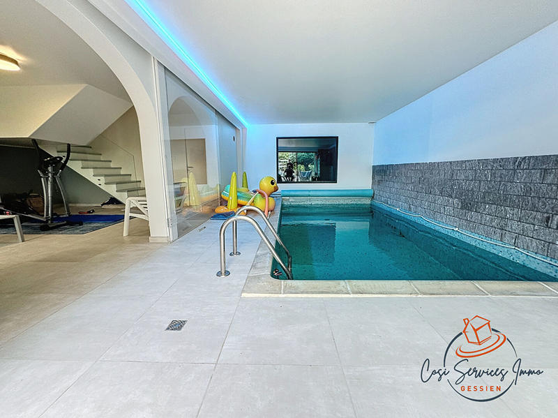 Villa - 227 m² - 5 pièces