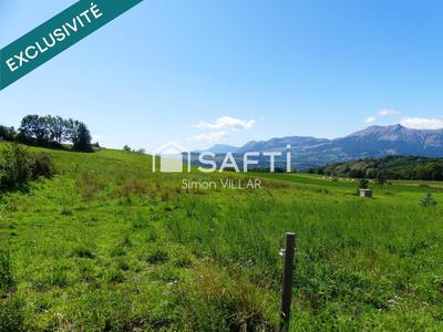 Terrain - 749 m²
